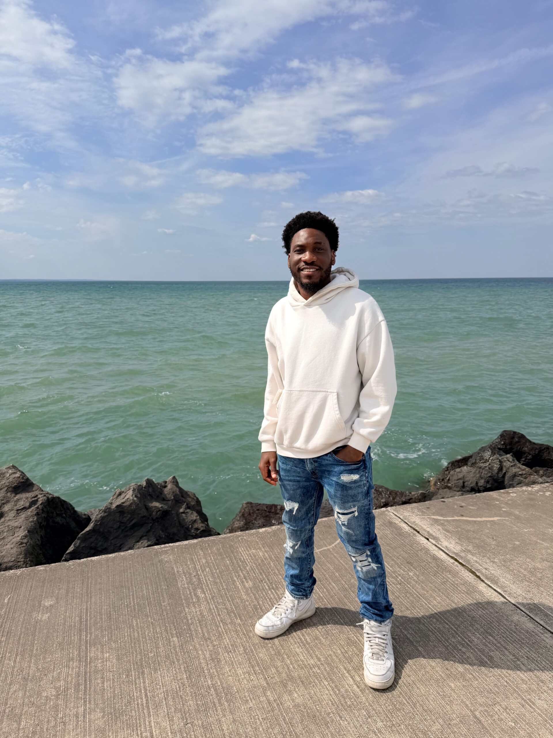 Oluwatosin Oyeyemi — PMP CBAP certified Project Manager and Business Analyst